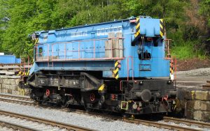 Alter Schienenkran von TAKRAF hilft bei Streckensanierung der Gebirgsbahn zwischen Hanusšovice und Mikulovice
