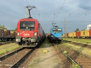 ©Foto: Oliver Külper | railmen | RCAL ZUG IN PASSAU | Eisenbahn-Strecke Passau - Aschaffenburg – Unterwegs für das Eisenbahnunternehmen Railtraxx mit der Baureihe 1116 (Taurus)