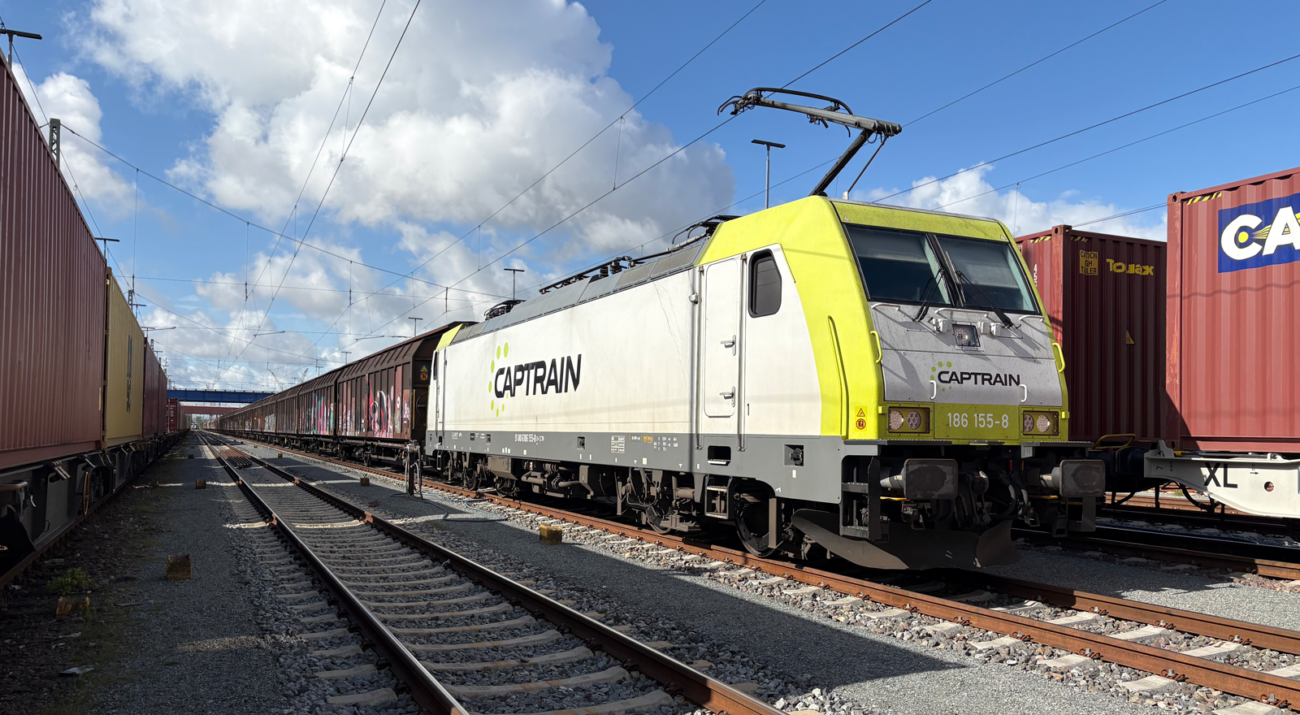 ©FOTO: Thomas Stecken | RAILMEN-LOKFÜHRER | Captrain – Zugvorbereitung für den „Kokszug“ in Bremen Stahlwerke. Pendel zwischen Bremen Stahlwerke und Bottrop Süd.